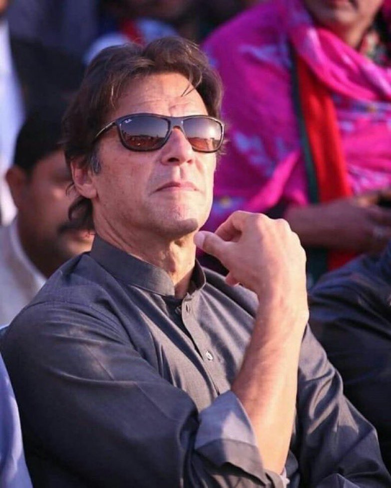 <a href="/TeamiPians/">Team Insafians 𝗣𝗼𝘄𝗲𝗿</a> <a href="/ImranKhanPTI/">Imran Khan</a> #قومی_نشہ_عشق_عمرانیہ

پلیز سب دوست بتائیں کہ عوام اور مرشد کاکیا رشتہ ہے!!