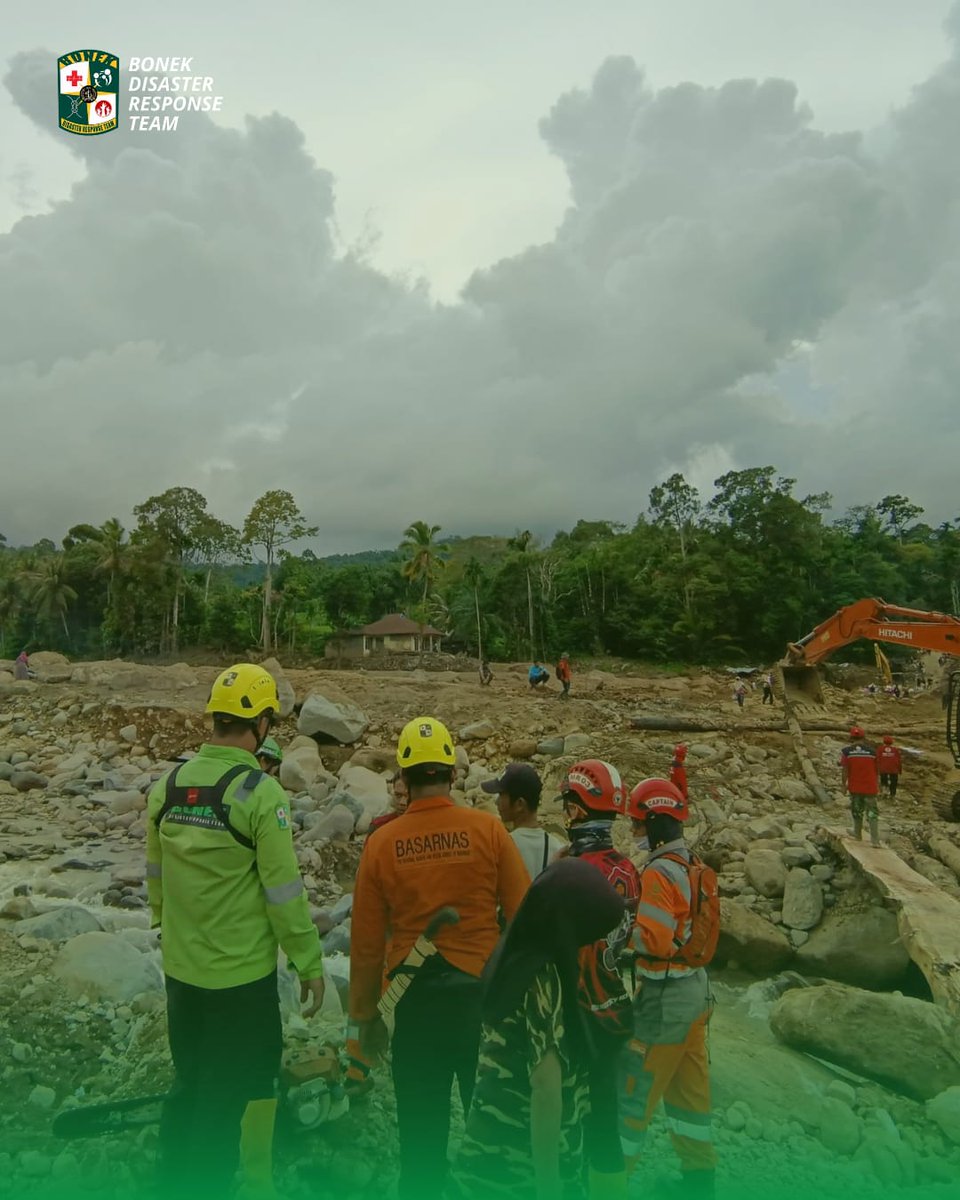 Setiba di Jorong Kampung Tengah Timur, Nagari Salareh Aia Timur, Kecamatan Palembayan, Kabupaten Agam, Sumatera Barat, Tim @bdrt.27 langsung berkordinasi dengan Posko Operasi SAR Nasional. Di mana dalam pergerakan hari ini, tanggal 6 Desember 2025, Tim @bdrt.27 terbagi menjadi
