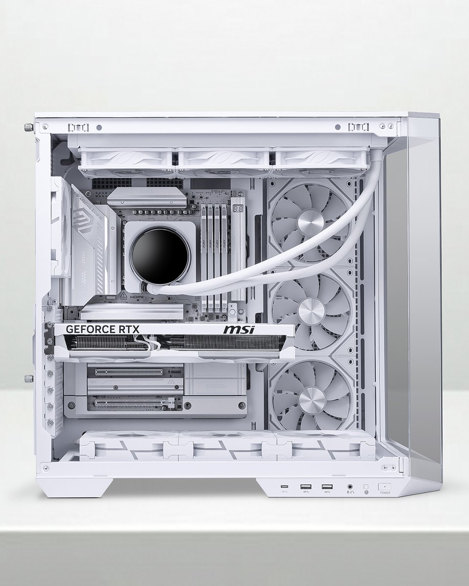 MSI__UK's tweet image. The 50 shades of white… and VENTUS PZ fits every single one.
Wherever you drop the VENTUS PZ, it just clicks and looks clean effortlessly🤍

#VENTUS #RTX50 #PCBuild