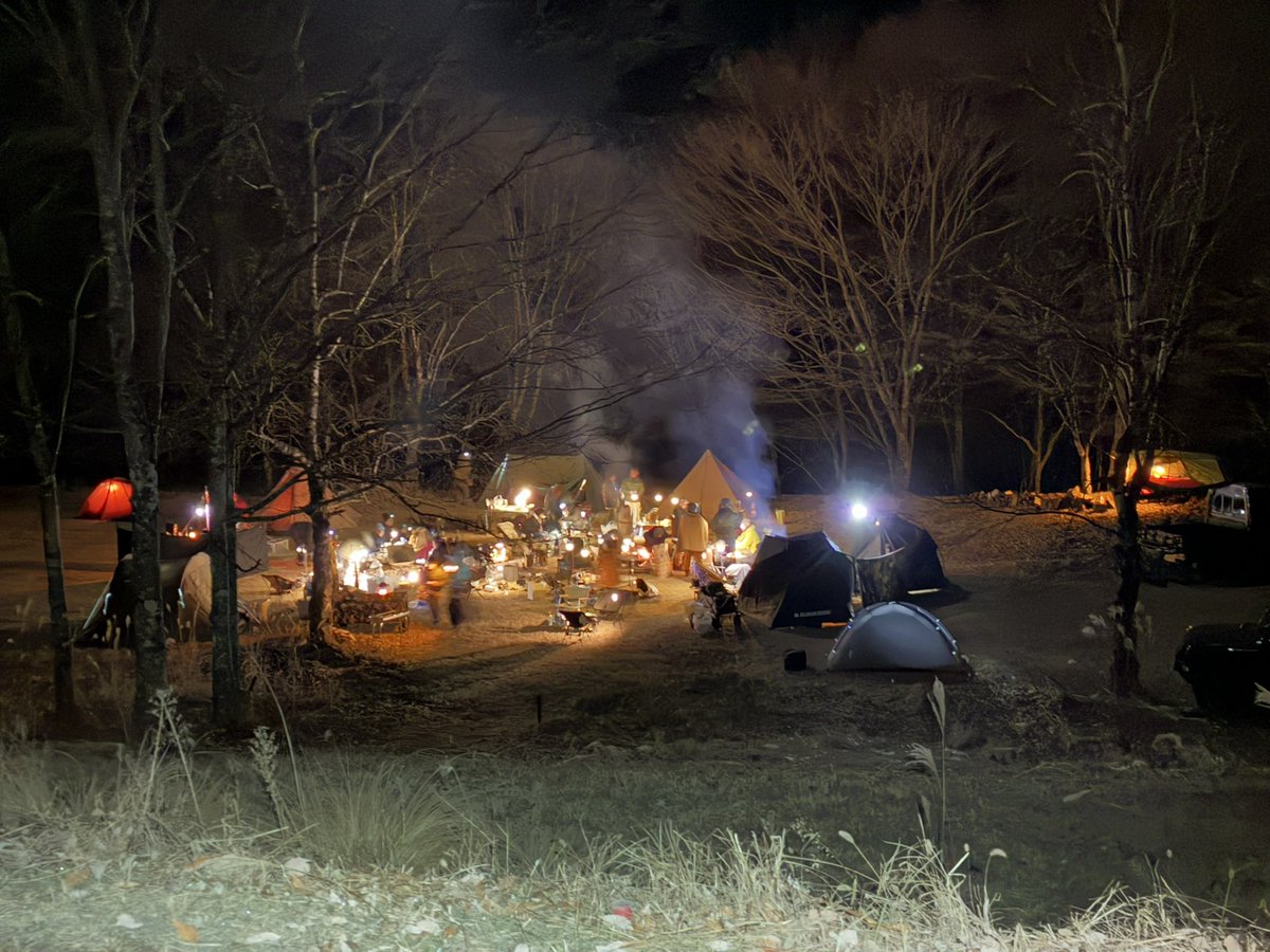 117Suke's tweet photo. 芦安の夜。お会いすると色々美味しいモノ頂いてしまいました。ありがとうございます。
#ashiyasuwinterbash https://t.co/lIsnPBPi4k