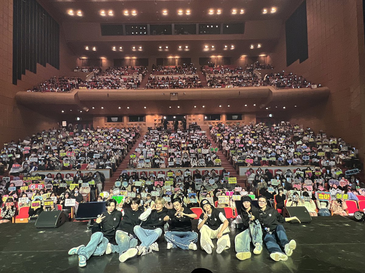 WHIB(휘브) tweet media