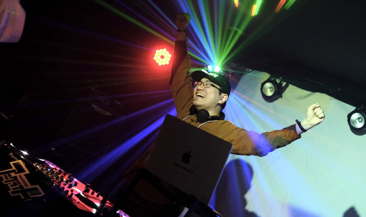 よし🐢 tweet media