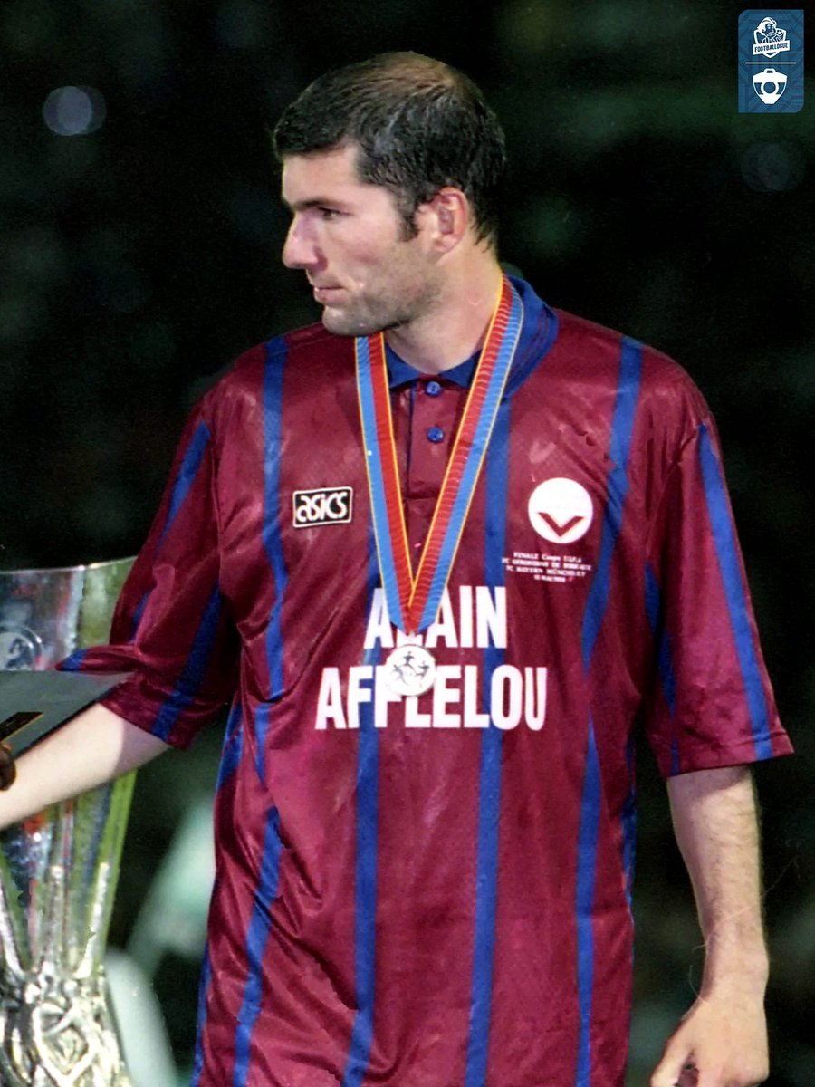 Footballogue tweet media