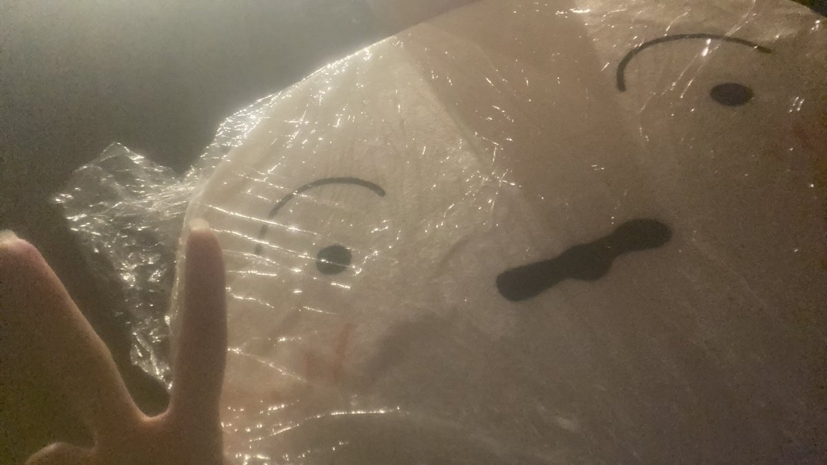 ArathaLacrona's tweet photo. Christmas Gathering with friends... And this is what I got for gift exchange ( ´ ▽ ` )ﾉ https://t.co/BIe5ItajWt