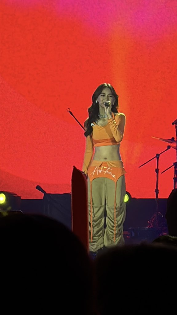 philconcerts's tweet photo. Ashtine Olviga at tonight’s #JBLSoundFest2025 stage

@jblph https://t.co/MTo0LjRBm8