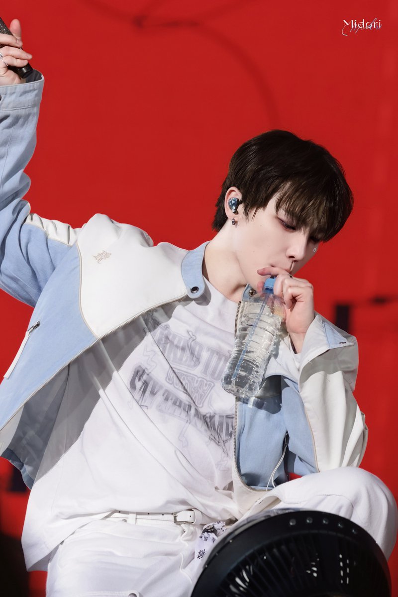 Shinefordino's tweet photo. 251206 NEW_ in Osaka Day2

かっこいい

#디노 #DINO #이찬 #ディノ
#세븐틴 #SEVENTEEN
@pledis_17jp https://t.co/i3hkistloa