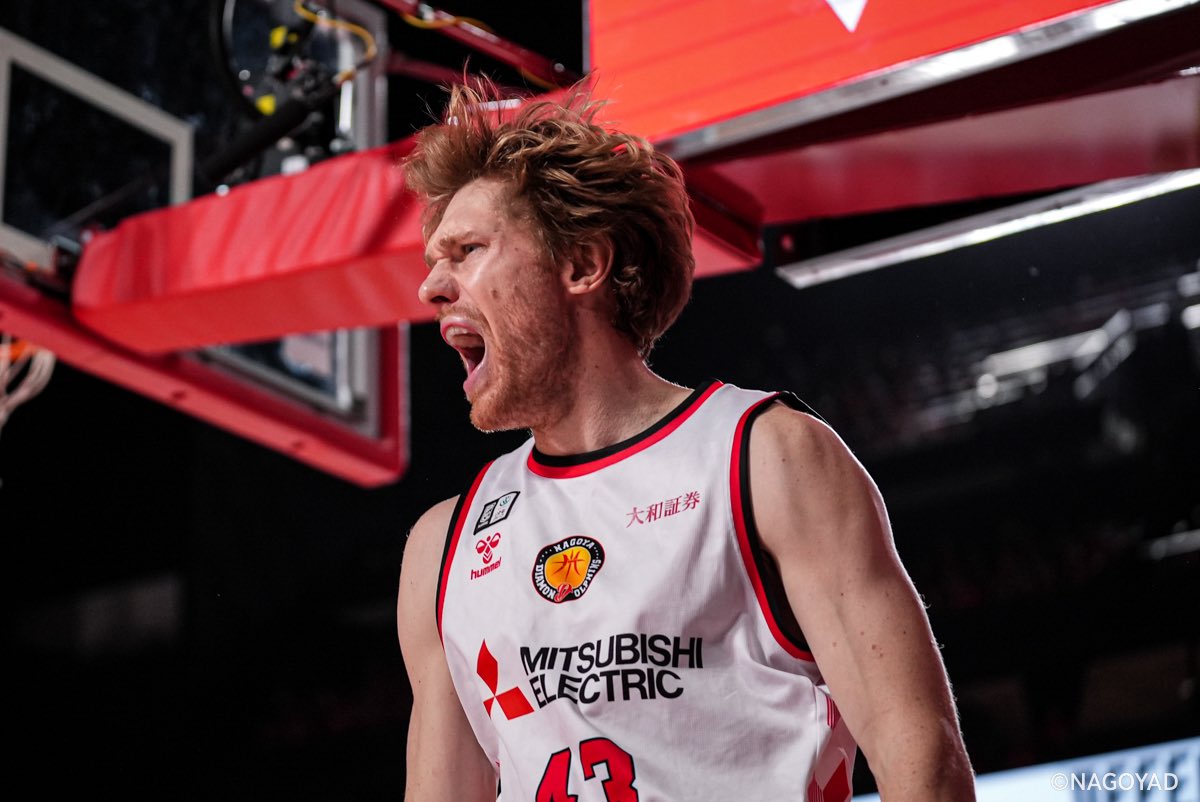 【試合後コメント】

#スコットエサトン 選手

アウェーで勝ち切れたことは素晴らしいです。今日はベストではなかったかもしれませんが、勝てて本当に嬉しいです。ブレイク明けの試合はいつもタフですが、やるしかないという気持ちで挑みました。