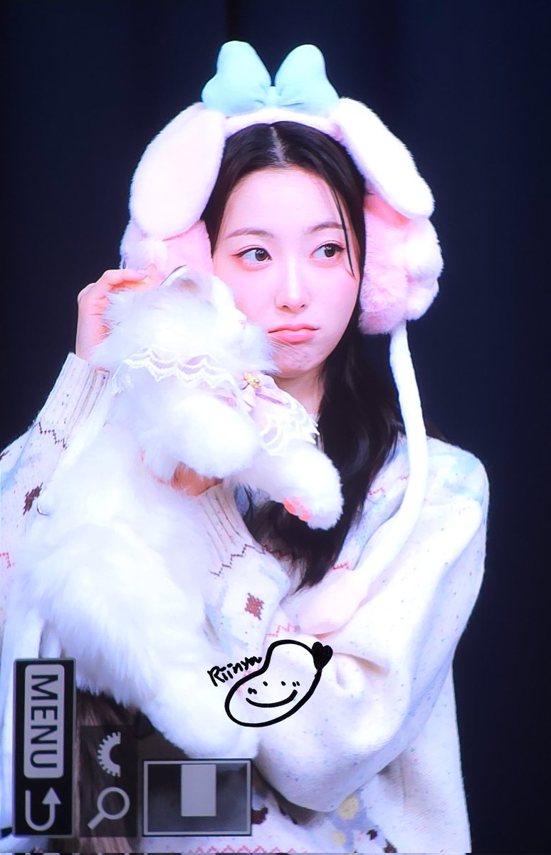 251206 에버라인 PRE

#H1KEY #하이키 #RIINA #리이나