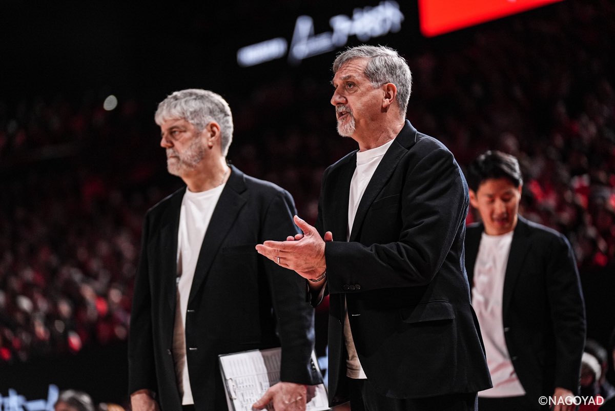 【試合後コメント】

#ショーンデニス HC

上位チーム同士が戦っているような、本当にいい試合だったと思います。相手が良いスタートを切りましたが、我々も第2クォーターでしっかりアジャストして巻き返し、ターンオーバーを誘ってから得点につなげるパターンで戦うことができました。