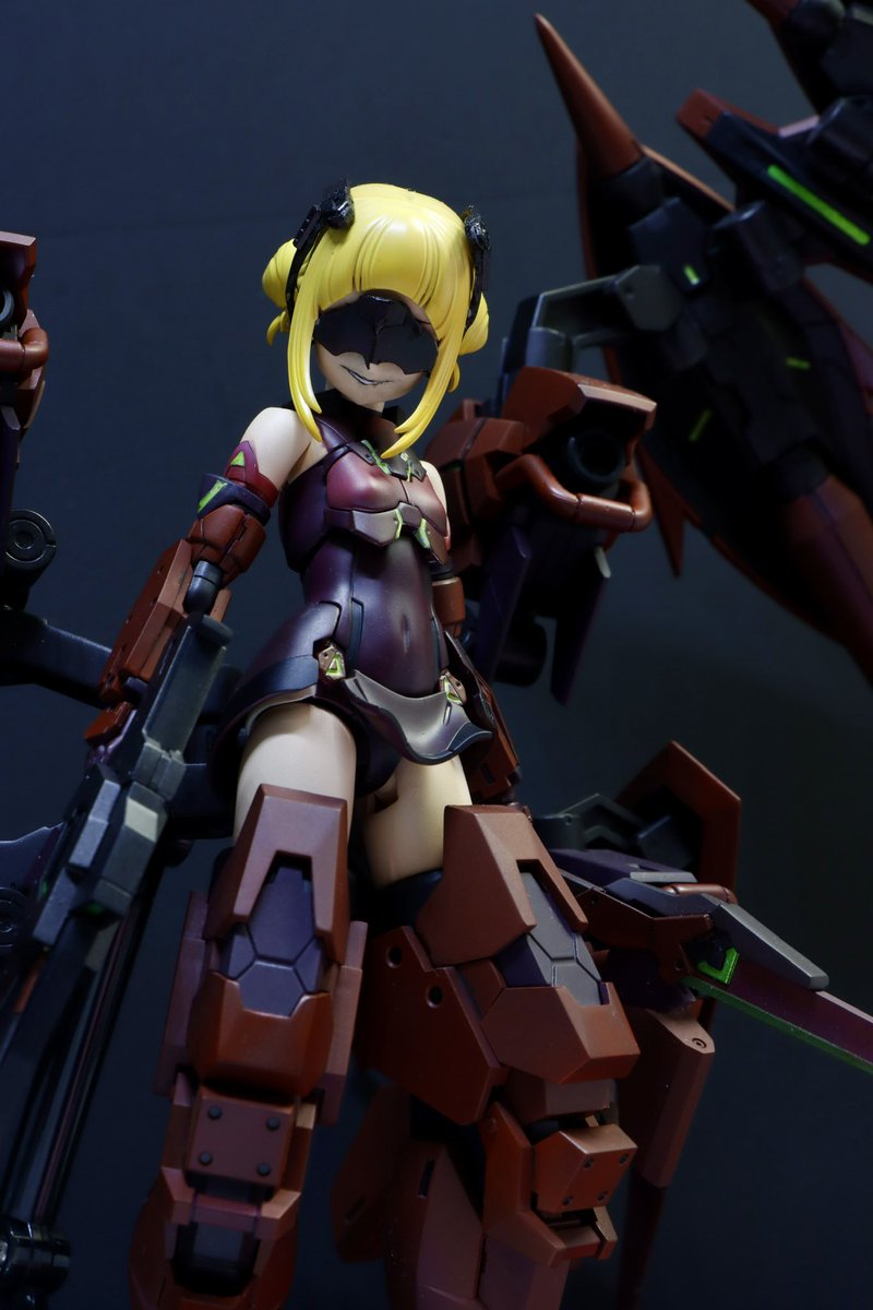 えすじー tweet media