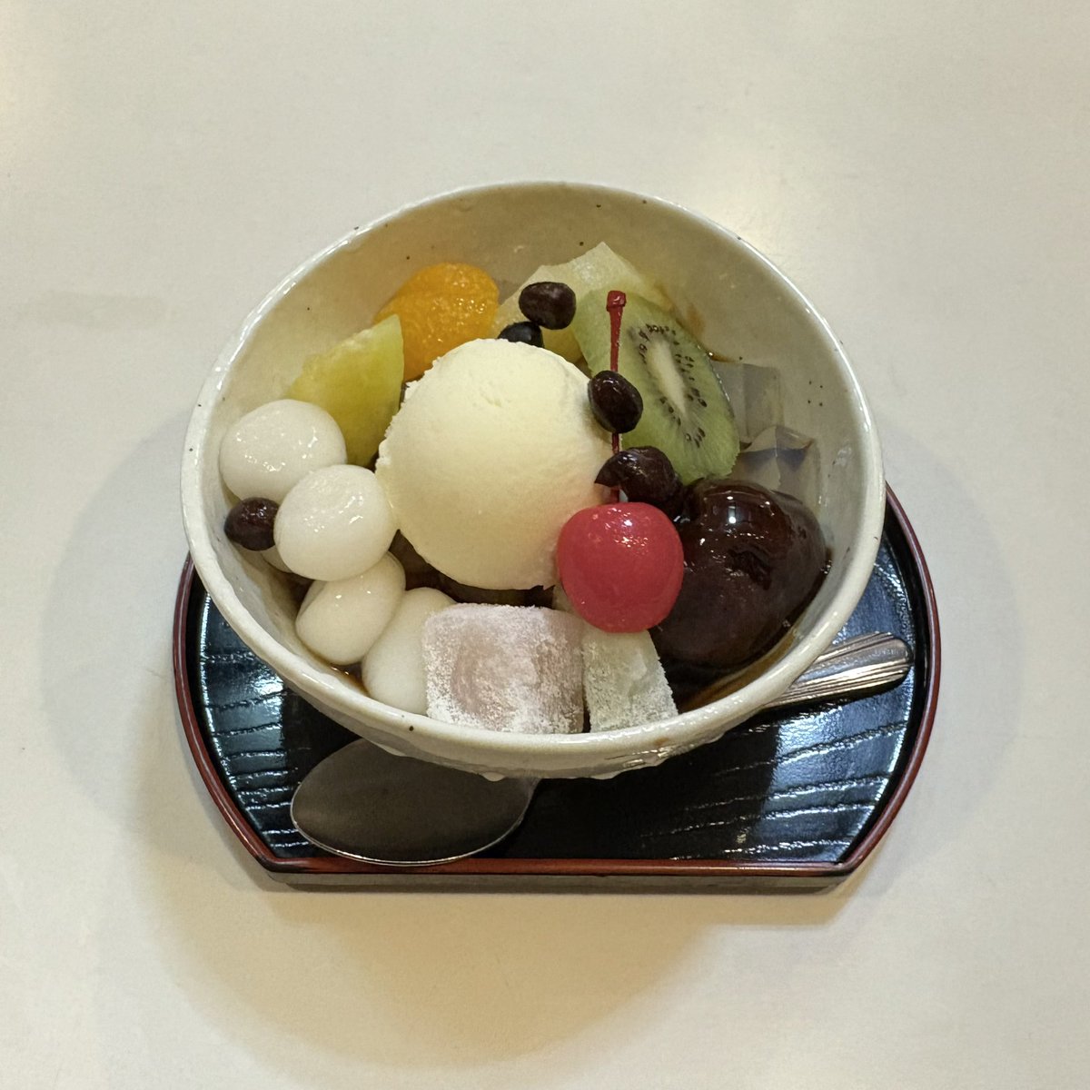 samayoi_sn's tweet photo. あっという間に12月かい〜〜〜〜2025年は本当にいろんなことがあったなあ、としみじみするなど https://t.co/gKHbdUATOV