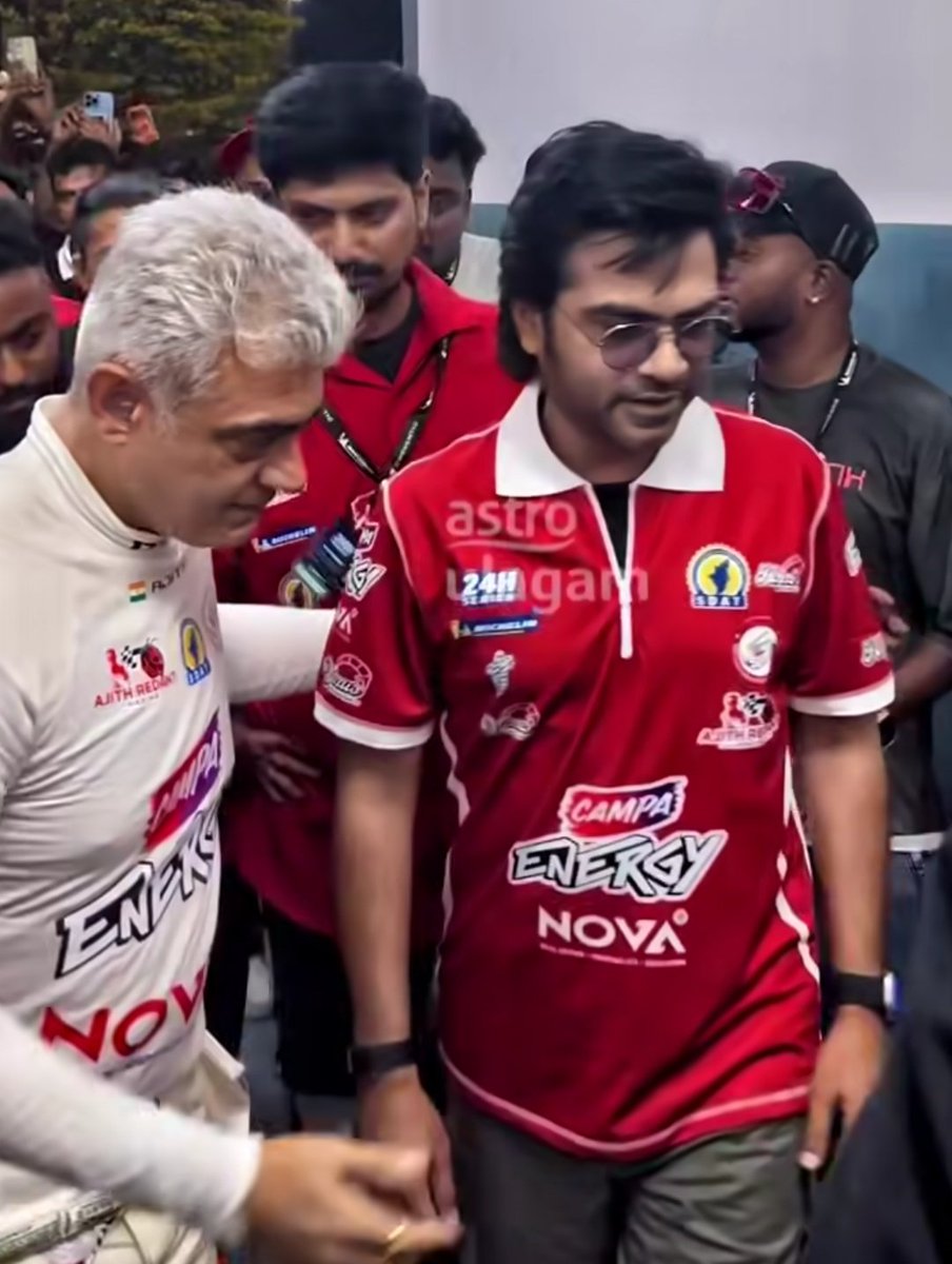 When two kings meet, the moment becomes history 🔥

<a href="/SilambarasanTR_/">Silambarasan TR</a> × #AjithKumar 

#SilambarasanTR #Arasan