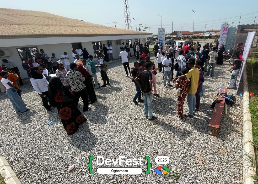 How was the break and networking session at #DevfestOgbomoso25 ?

Who did you connect with and what great ideas did you exchange? 

Back inside to get ready for another insightful session with <a href="/StephenDache/">Counsellor 𝂝</a> 

Let’s keep the energy going.

#GDGOgbomoso #Devfest2025