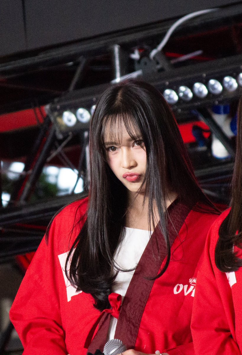 Gita Sekar <a href="/A_GitaJKT48/">Gita Sekar Andarini</a> 😆

At Event Mas Sukro Cup - 06122025
