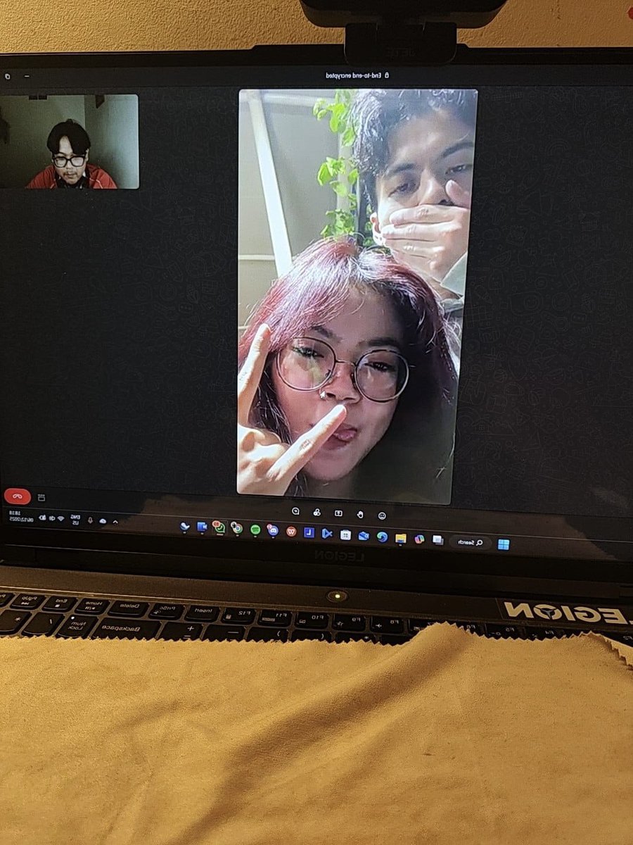 chasteic's tweet image. biasanya dc berempat / berlima sama jola ini nongkrong bjirrr (kurang jola)