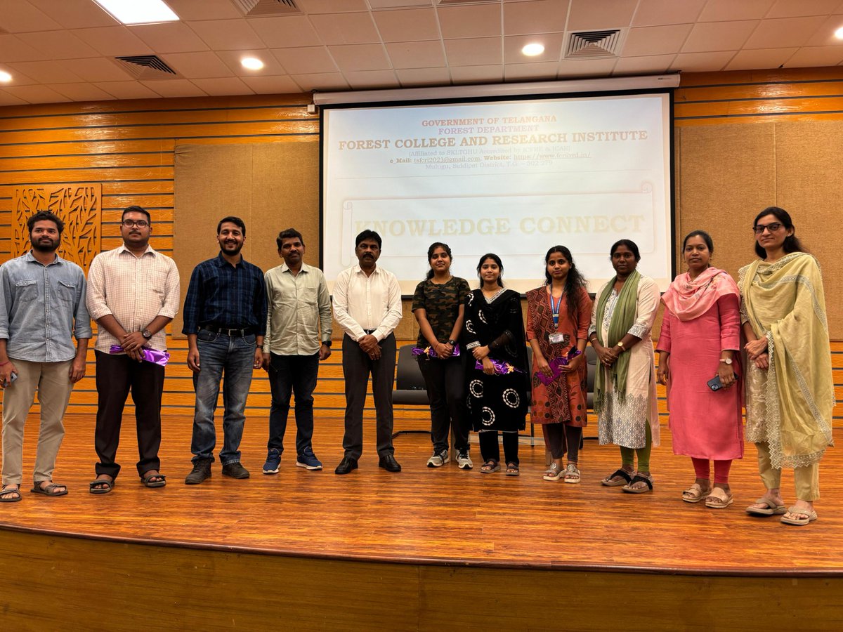 FCRIHyderabad's tweet photo. The first session of Knowledge Connect - Beyond Classrooms at FCRI wrapped up with powerful student presentations and interactive learning! 🌿✨
A great start to the future of confidence-building and knowledge-sharing among students. #KnowledgeConnect https://t.co/efZLvlbIFw
