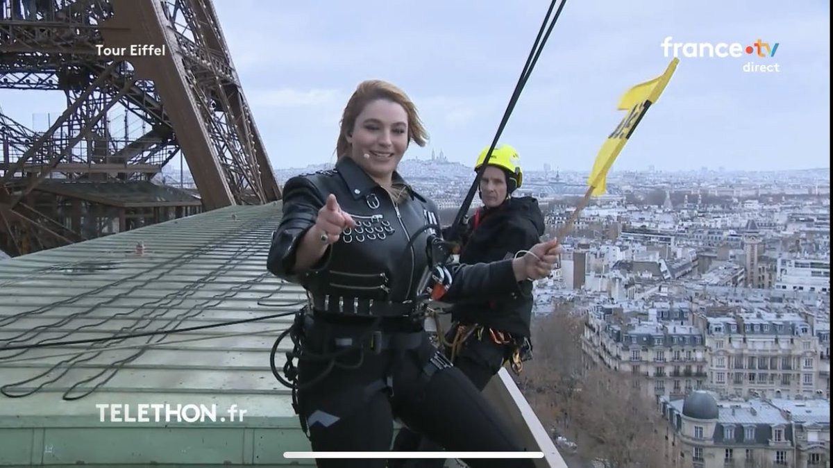 evedx's tweet photo. ⭐️💫✨ #Telethon2025
Mais quelle marraine !
@jesuissanta999
Un défi à la mesure des enjeux pour les malades et les scientifiques
#Recherche #MaladiesRares
#Defi #TourEiffel
#Mobilisation
#Generosite https://t.co/WraQc3HSBB