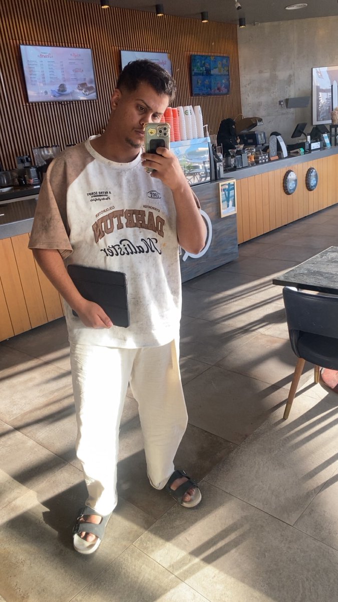 مساء الخير 

للقلوب النظيفة❤️