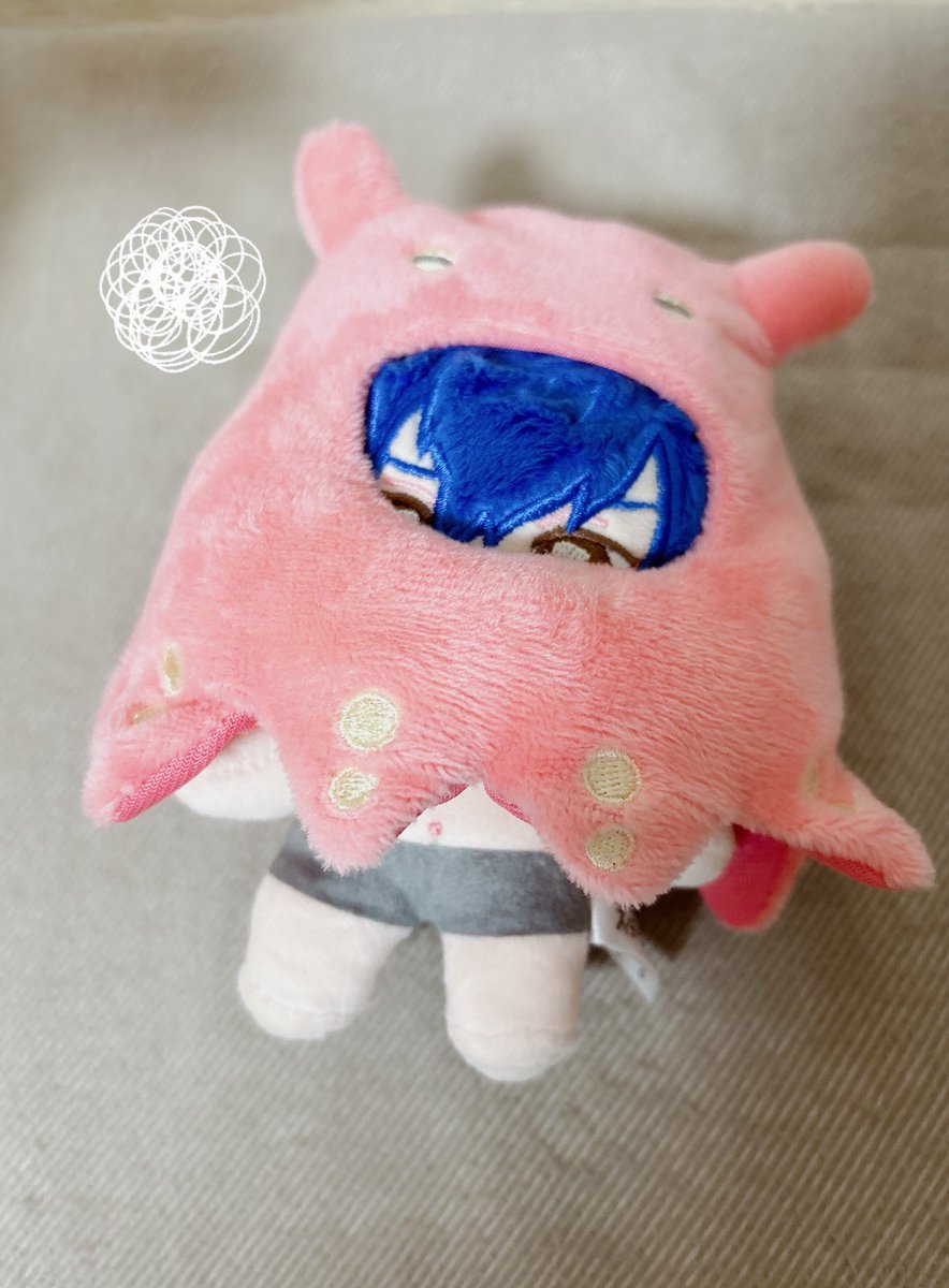 k_enst_j's tweet photo. 途中うまく着れてなくて可愛かった https://t.co/ayt7ziCW2G