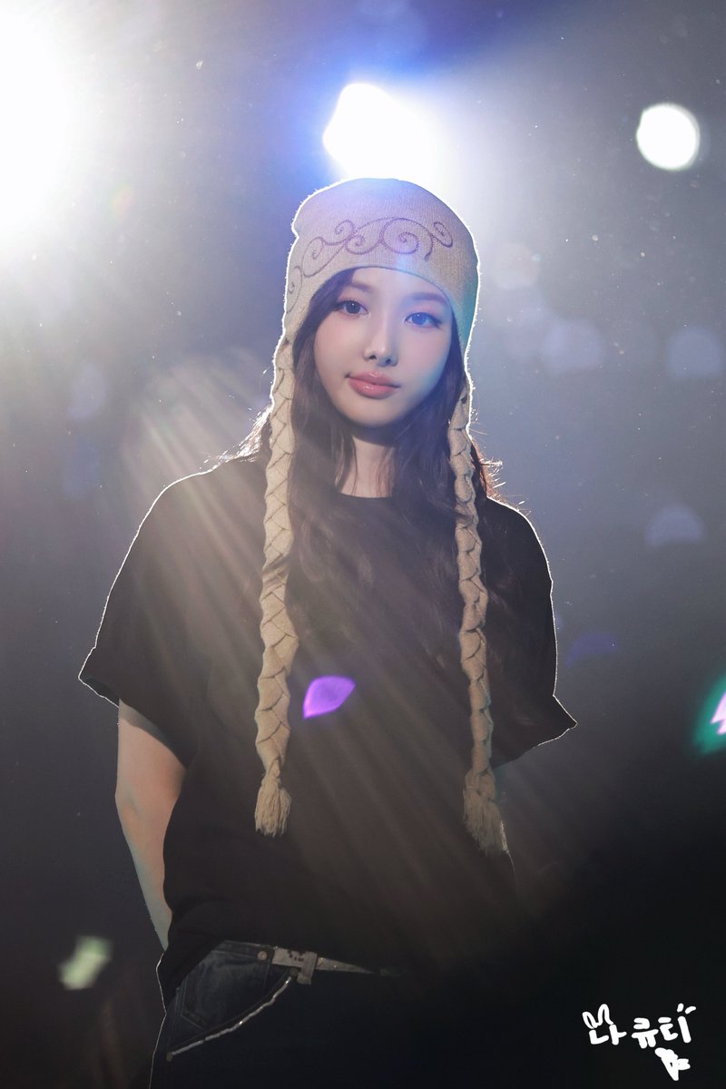 251206
THIS IS FOR in Hong Kong

#나연 #NAYEON #ナヨン
#TWICE #트와이스