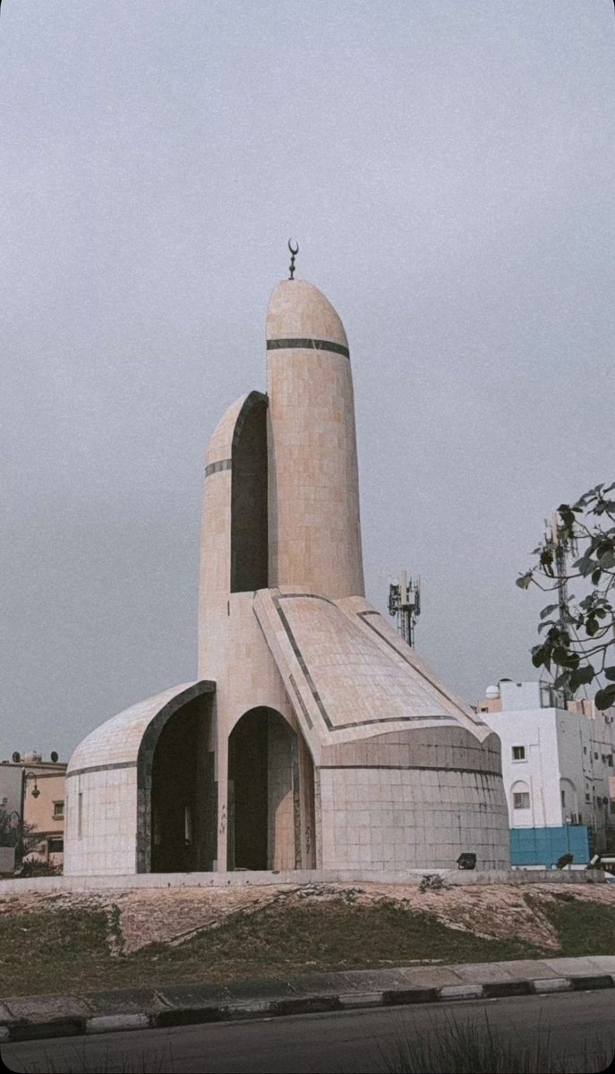 نعيد ونذكر احنا قدها ان شاء الله..والجولات اللي على أرضنا نحضرها كاملة وخصوصاً مع تحسن الاجواء
#نادي_الخليج يستاهل منا الوقفة
نبي نوصل للنسبة الي تعكس حقيقتنا في المواقف 
ومدرجنا يرجّ بعالي الصوت💛💚

دامها على ارضنا وإحنا موجودين
#خلجاوي_قدها_ونص
#دوري_روشن_السعودي
#سيهات_تستاهل