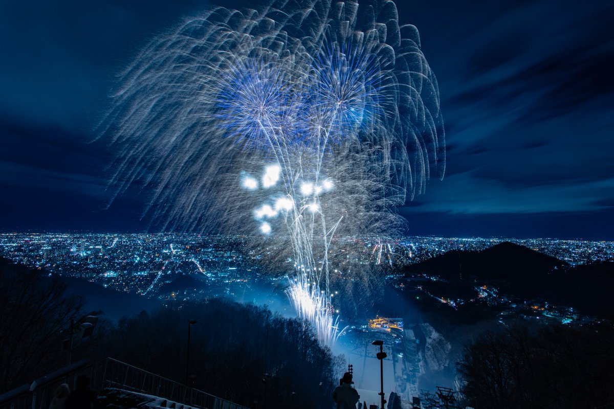 大倉山冬花火へお越しいただき誠にありがとうございました。
大倉山でみなさまと一緒に花火を打ち上げられたことを、スタッフ一同心から感謝しております。

#大倉山ジャンプ競技場
#大倉山冬花火
#札幌イベント
#冬花火
#札幌観光
#札幌夜景
#クリスマスイベント
#WinterFireworks #Hanabi