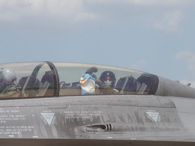 La única forma de tener un país soberano es desarrollando una economía prospera y construyendo las capacidades militares para defender a la Nación.

Con la incorporación de los F-16M en la Fuerza Aérea, la República Argentina tiene sus cielos nuevamente custodiados.