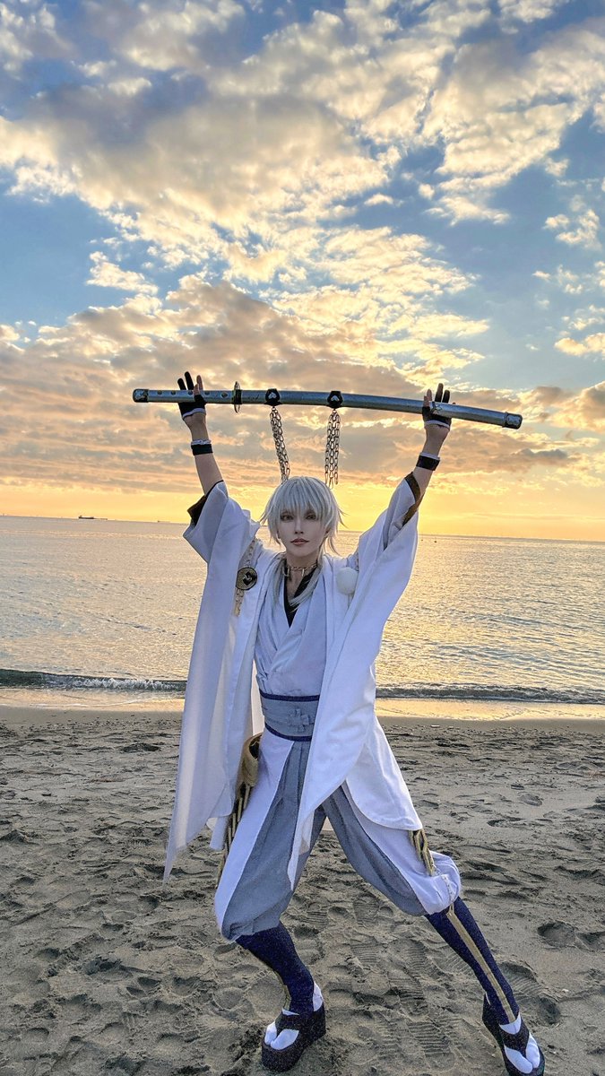 久々に鶴丸のコスプレをしました
とても晴れて喜んでいる姿