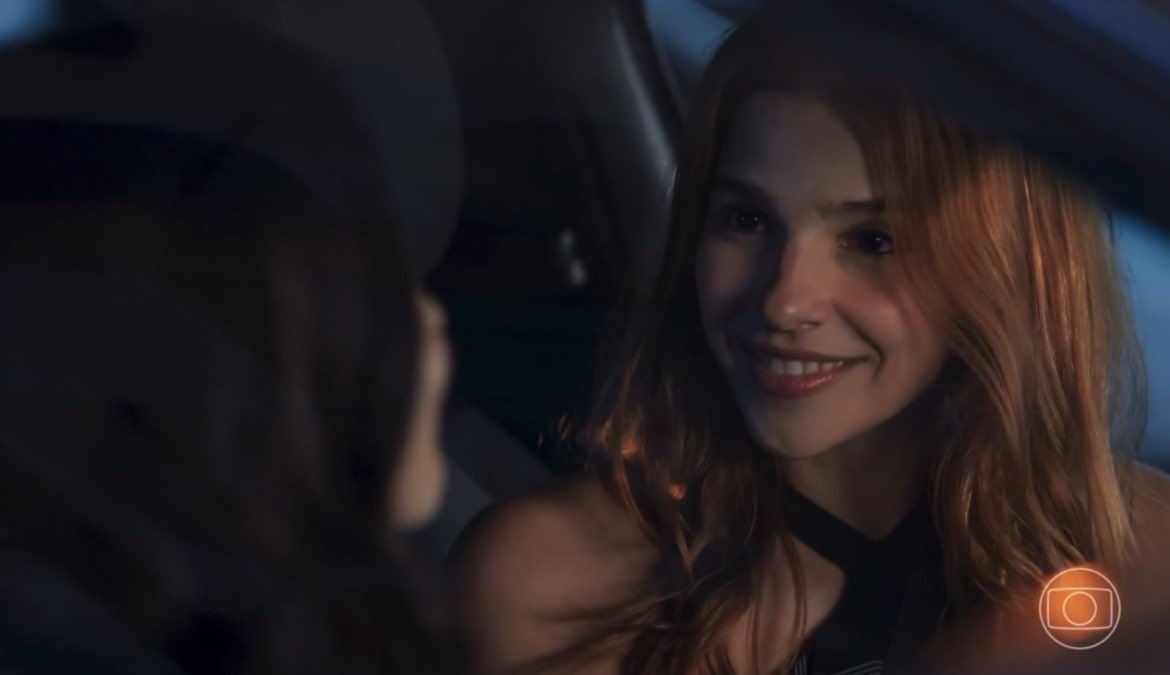 face cards? never declining. chemistry? you can feel it over the phone. relatable sapphic moments? gay panic 2x an episode, being oblivious to the fact she’s into you, &amp; giggling looking at her IG

if you are a sapphic you NEED to tune 
in to #trêsgraças for LOQUINHA