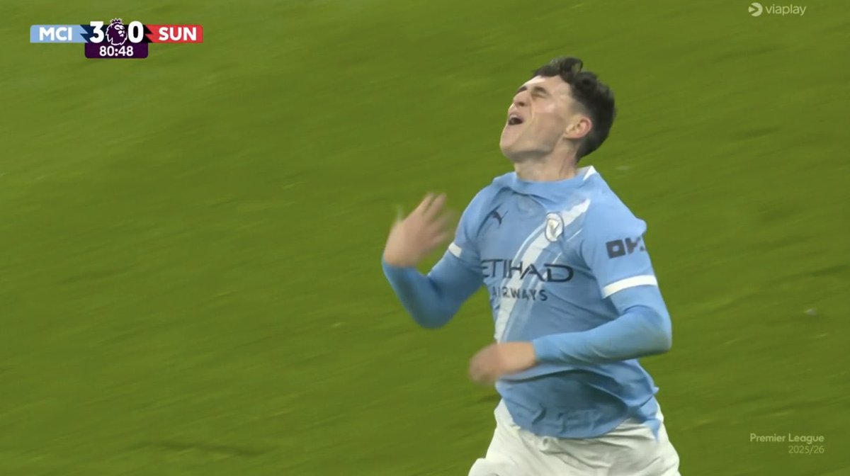 _BeFootball's tweet image. LA RÉACTION DE FODEN 🏴󠁧󠁢󠁥󠁮󠁧󠁿 SUR LA PASSE DÉCISIVE COUP DU FOULARD DE CHERKI 🇫🇷😭😭😭

Il est en train de comprendre qui est vraiment Cherki