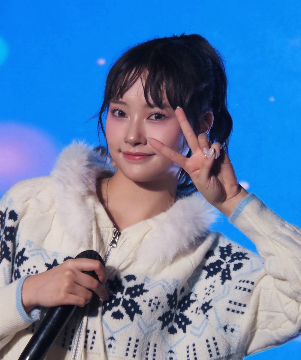 黒髪になったクムヒちゃん☺️ 前回7月とは髪型も変わったしいい感じ