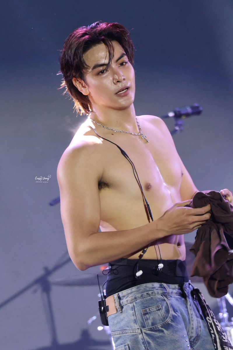 akanime27's tweet image. จุงเลือกเลยว่าให้แม่ตีด้วยอะไรดี😤

1. ก้านมะยม
2.ไม้เรียว

JASPER 1ST STAGE BMMF15 

#BMMF15xJASPER
#จุงอาเชน ; #JoongArchen