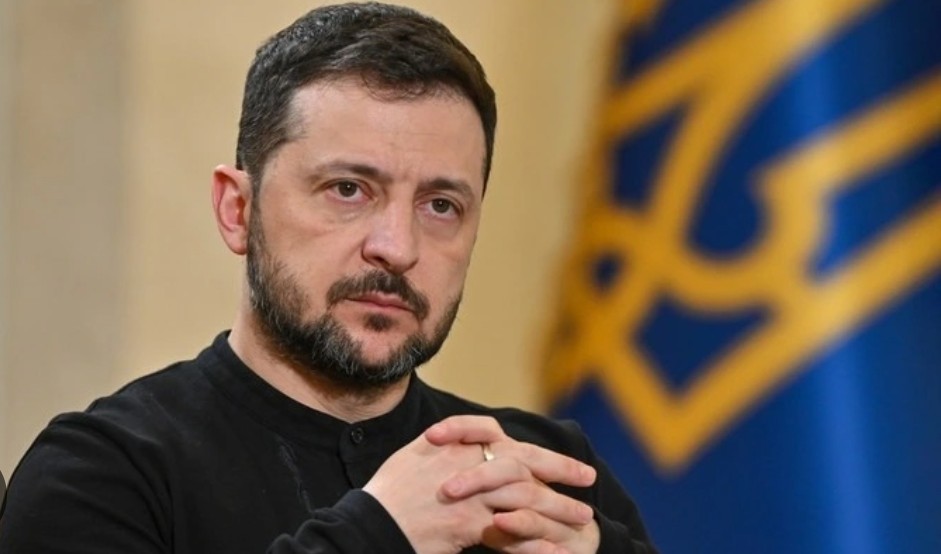 DakdaR22's tweet image. &quot;Putin is negotiating for what he doesn&apos;t own, and Ukraine is not for sale&quot;

- Zelensky🇺🇦 

Hope it&apos;s clear enough 🤷‍♀️