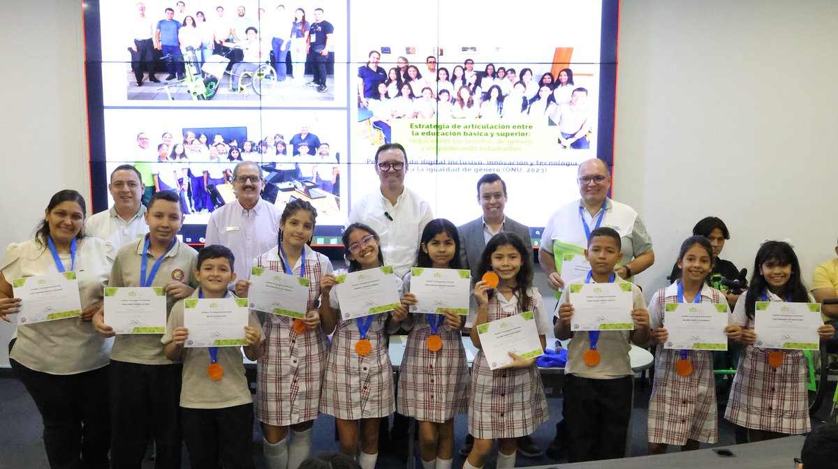 Orgullo Uteísta: Estudiantes de educación media  cierran ciclo en semilleros de investigación UTS que forjan el futuro de  la región uts.edu.co/sitio/orgullo-…