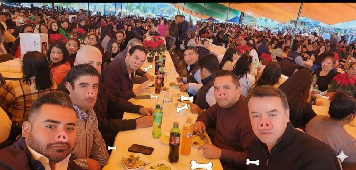 Mientras tanto en Huixquilucan los lamehuevos del cacique <a href="/EnriqueVargasdV/">Enrique Vargas Del Villar</a>.