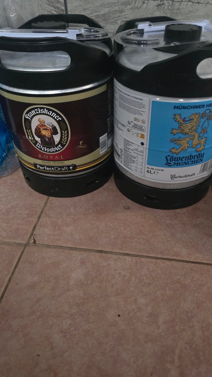 chappy7575's tweet photo. @realaletoday @JeremyClarkson Managed to get my hands on this keg of gold https://t.co/HVxV4gEMLx
