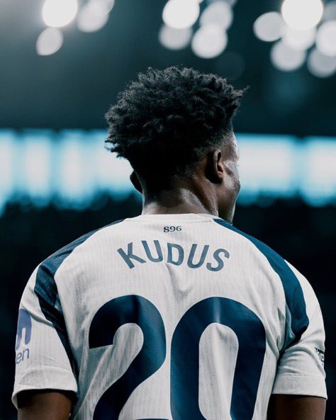 TheSpursExpress's tweet photo. Mohammed Kudus vs Brentford:

-33/37 passes completed
-2 chances created
-5/7 successful dribbles 
-8 ball recoveries 
-8/13 ground duels won
-1/1 aerial duel won
-2 fouls won
-0 fouls committed 

What a player 👏 https://t.co/bTGMvmWQJ3