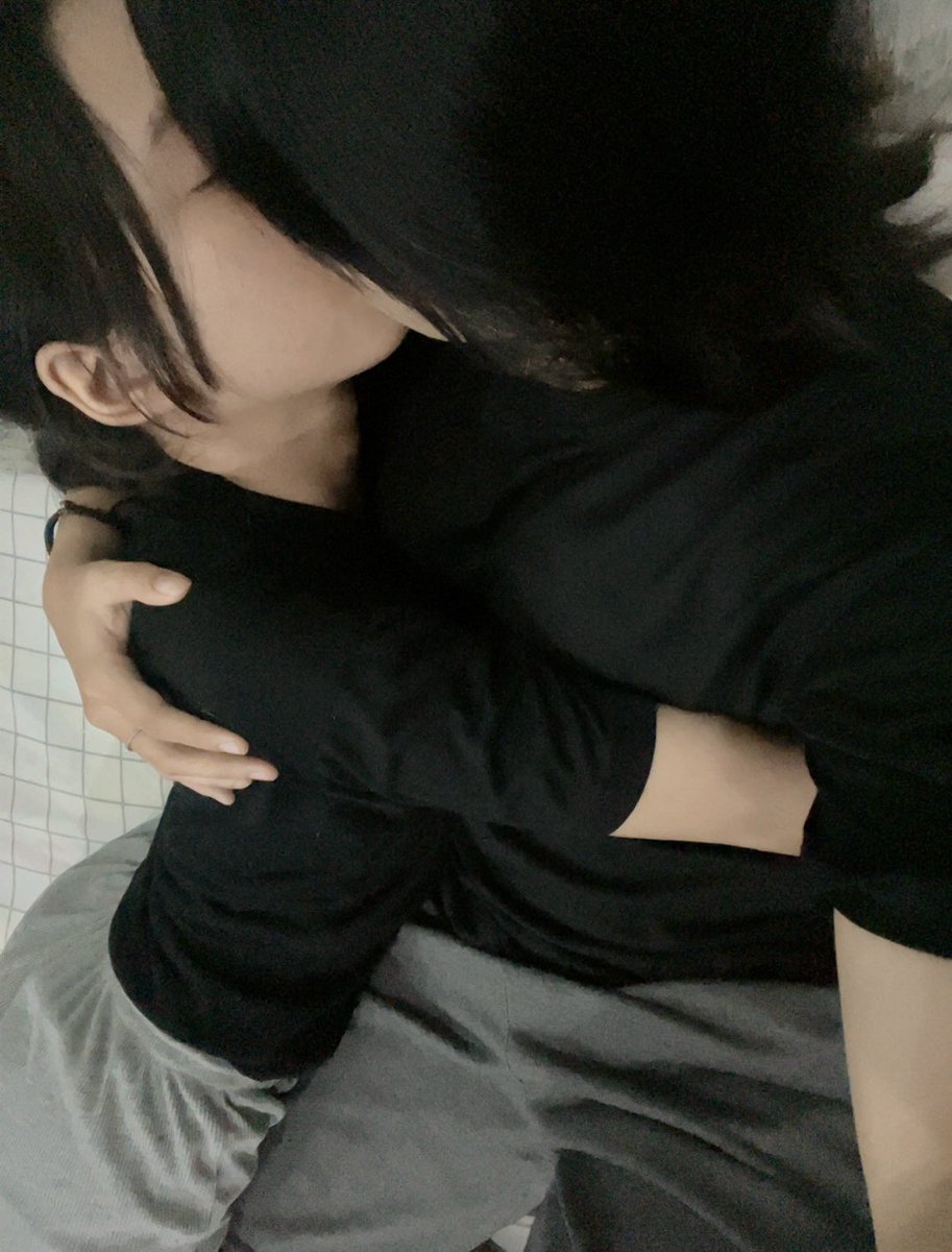 eftfort's tweet photo. one of best night routine w my baby https://t.co/uA0jMZDEK3