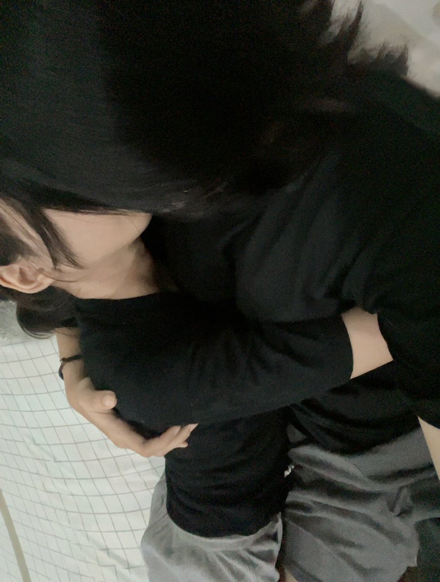 eftfort's tweet photo. one of best night routine w my baby https://t.co/uA0jMZDEK3