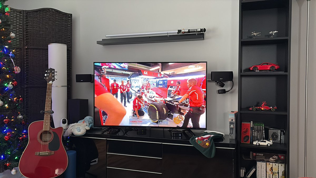 Runningio's tweet photo. Dernière de l'année! #Formula1 https://t.co/1gmVmLd2pq