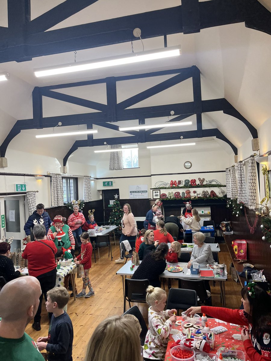 uffvillhall's tweet photo. The wonderful Christmas Crafternoon in full swing! https://t.co/LC9IyKzA1c