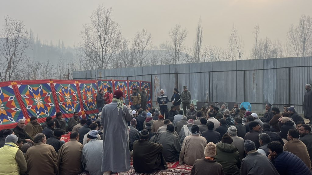 <a href="/jkpdp/">J&K PDP</a> senoir leader &amp; former Law/Revenue Minister <a href="/BashartBukhari/">Syed Basharat Bukhari</a> felicitated senoir Party Leaders of Wagoora-KREERI Assembly Segment with Delegate/Membership Cards at an event organised by the concerned Zone Committee in Shiekhpora,Kreeri today the 6th of Dec. 2025 (Saturday)