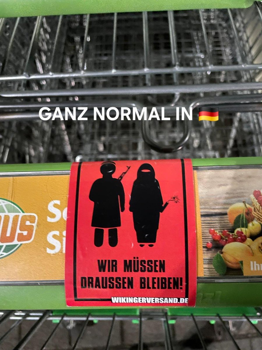 Völlig normal in diesem Land rassistische Aufkleber auf einem Einkaufswagen in einem Baumarkt zu finden. Auch völlig normal, dass solche Aufkleber auf Naziseiten verkauft werden.