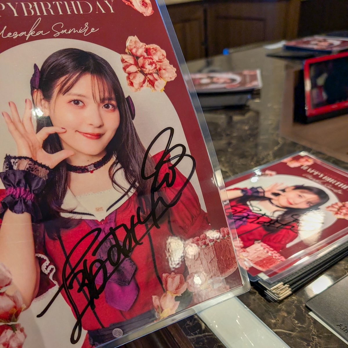 上坂すみれ生徒会長のサイン入りは店内に1つだけなのかと思いきや全