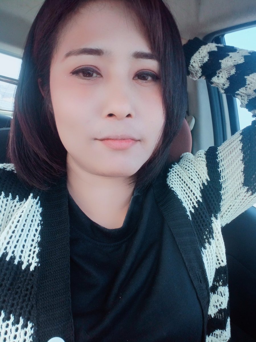 อาย อาย tweet media