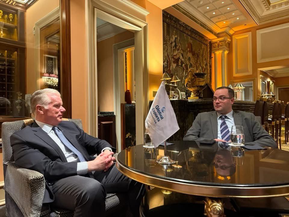 hellenicesf tweet media