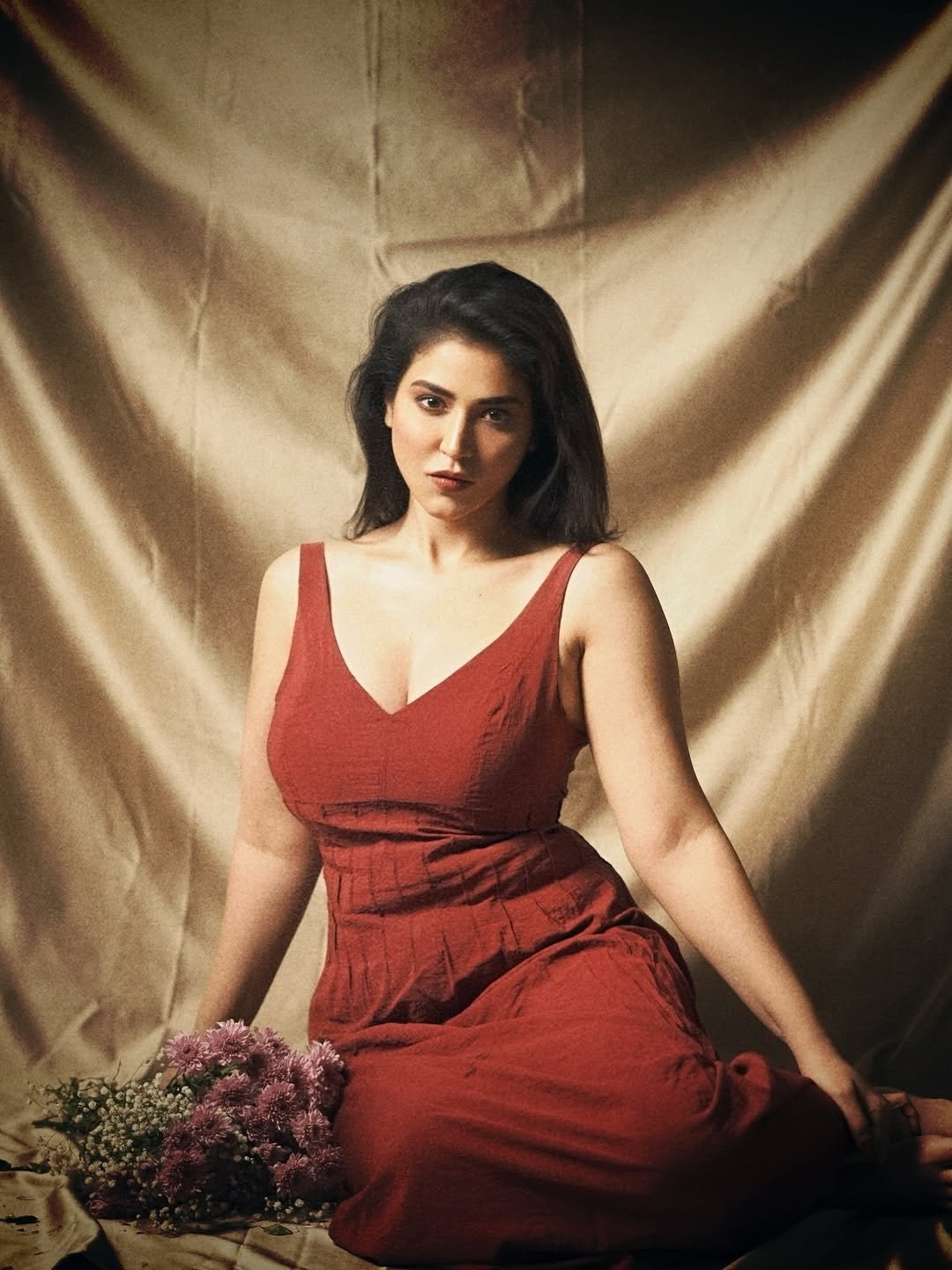 G7fd6l7a4AAKiIH?format=jpg&name=large