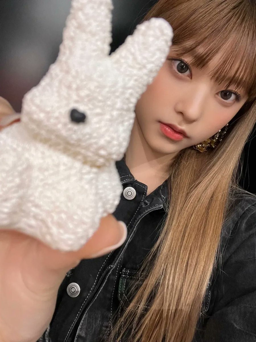 고양이만한 햇살, haerin! 🐈 tweet media