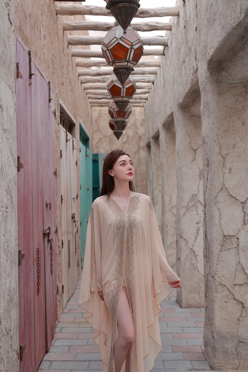 CryptoBella88's tweet photo. 世界很吵，人心很乱
但你只需要安静地站在自己的节奏里
时间自会替你筛选答案
#AlSeef https://t.co/bphmY01TjM