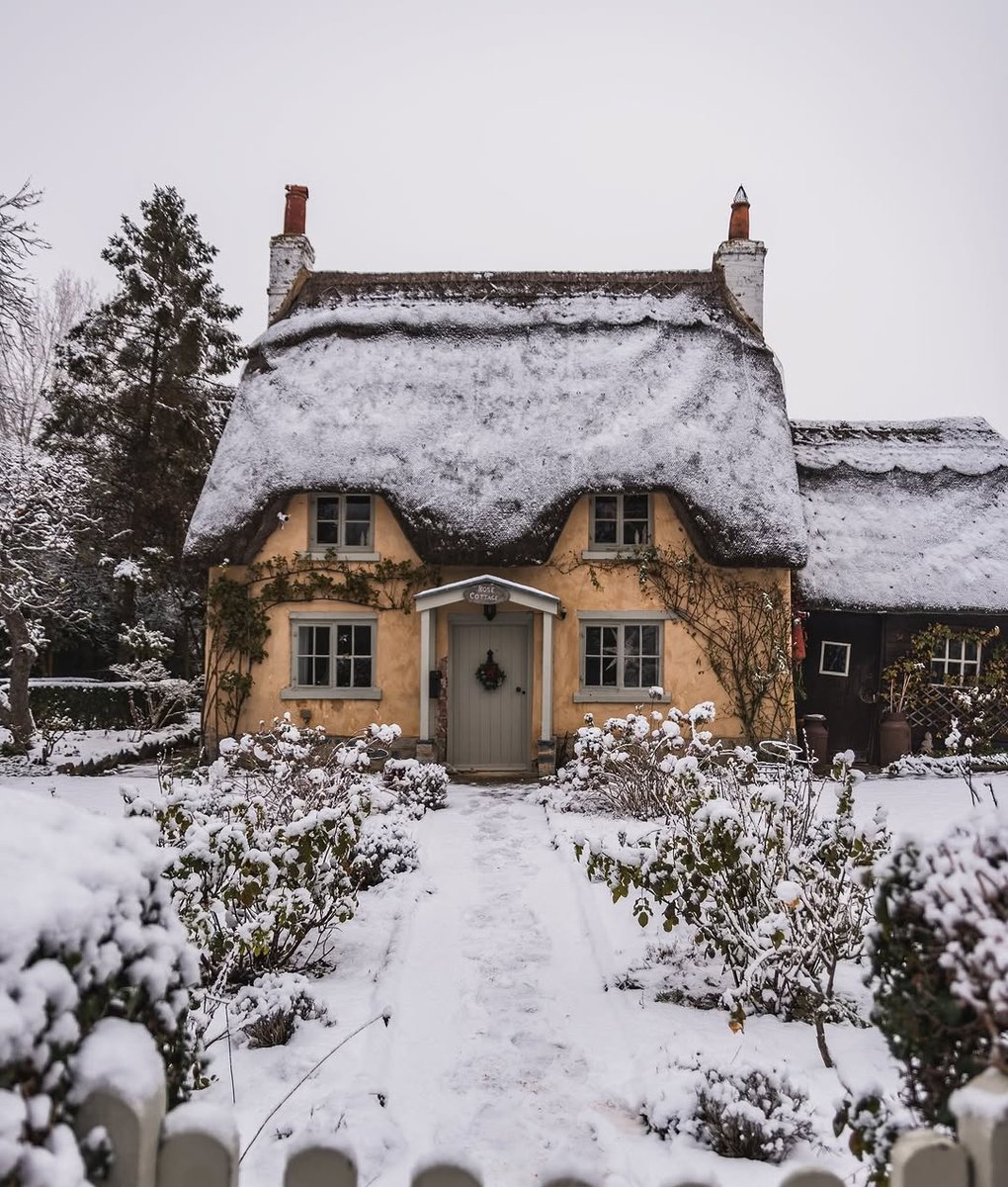 visualsofearth1's tweet image. The Cotswolds, England